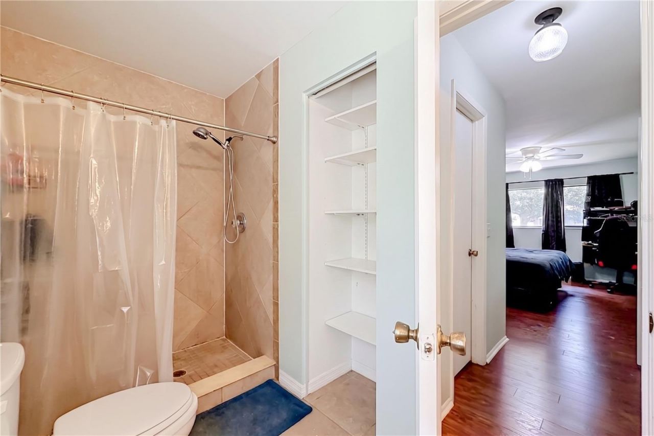 800 Wavecrest Drive , Orlando, FL 32807 Photo