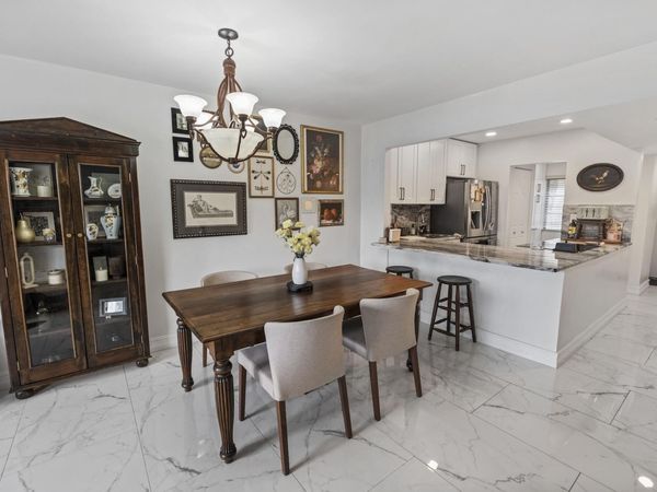 1021 Mockingbird Lane, Unit 211, Plantation, FL 33324