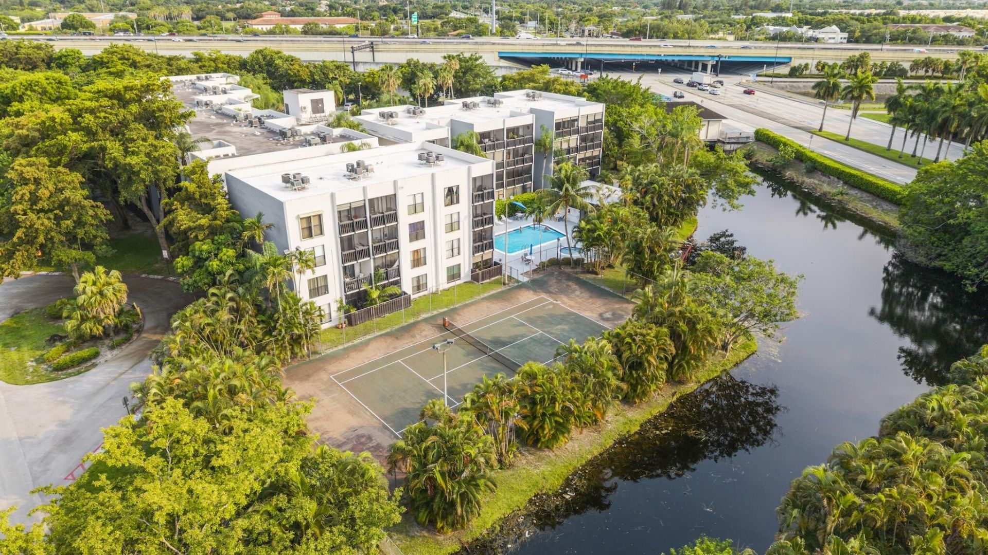 1021 Mockingbird Lane, Unit 211, Plantation, FL 33324 Photo