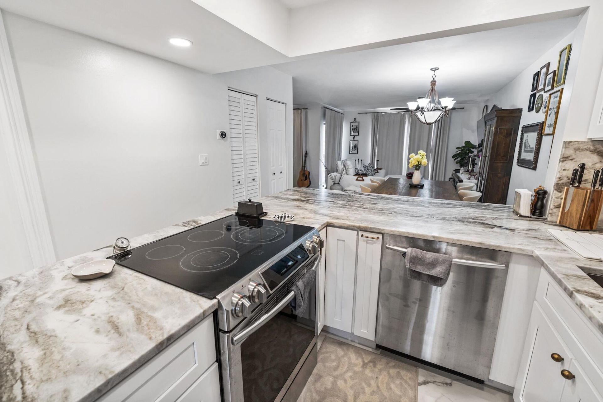 1021 Mockingbird Lane, Unit 211, Plantation, FL 33324 Photo