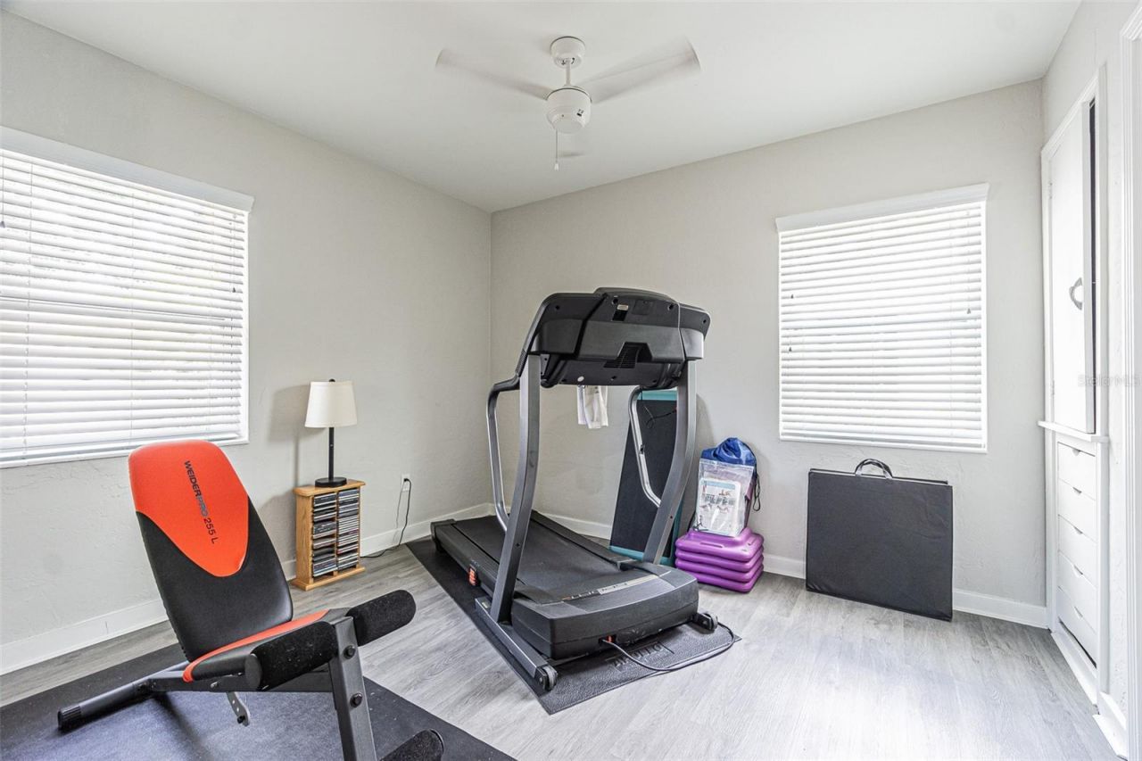 3030 14th Street N, Saint Petersburg, FL 33704 Photo