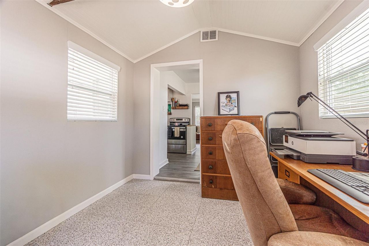 3030 14th Street N, Saint Petersburg, FL 33704 Photo