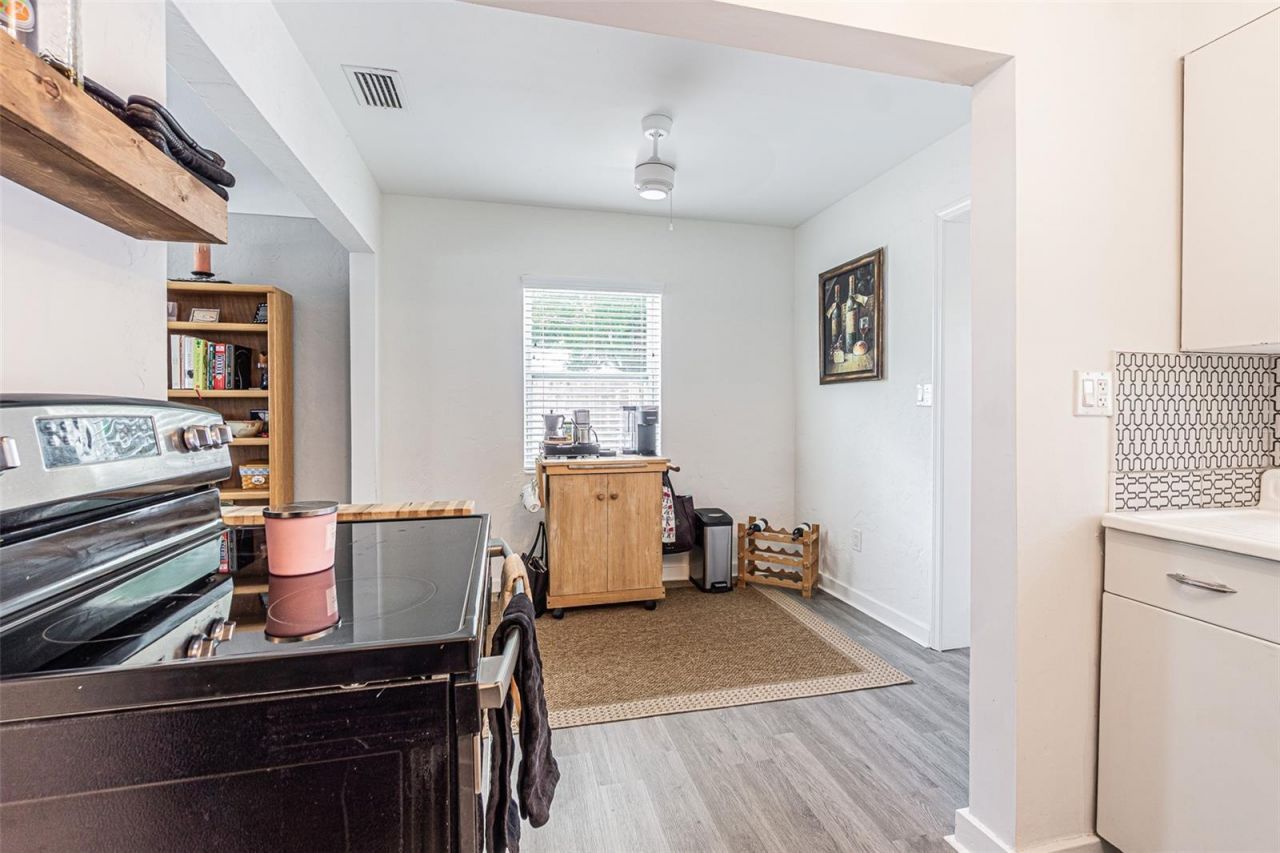 3030 14th Street N, Saint Petersburg, FL 33704 Photo