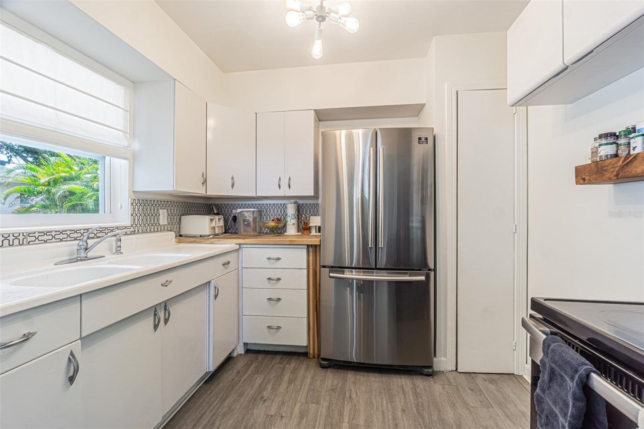 3030 14th Street N, Saint Petersburg, FL 33704 Photo