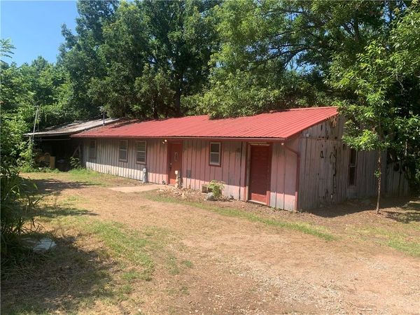 2422 N Hayden Road , Pea Ridge, AR 72751
