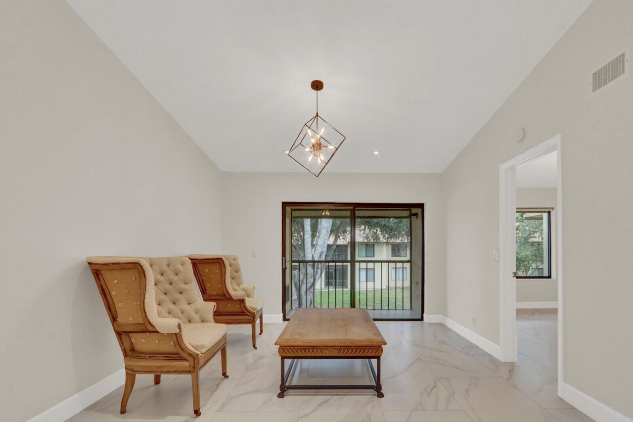21938 Remsen Terrace, Unit 203, Boca Raton, FL 33433 Photo