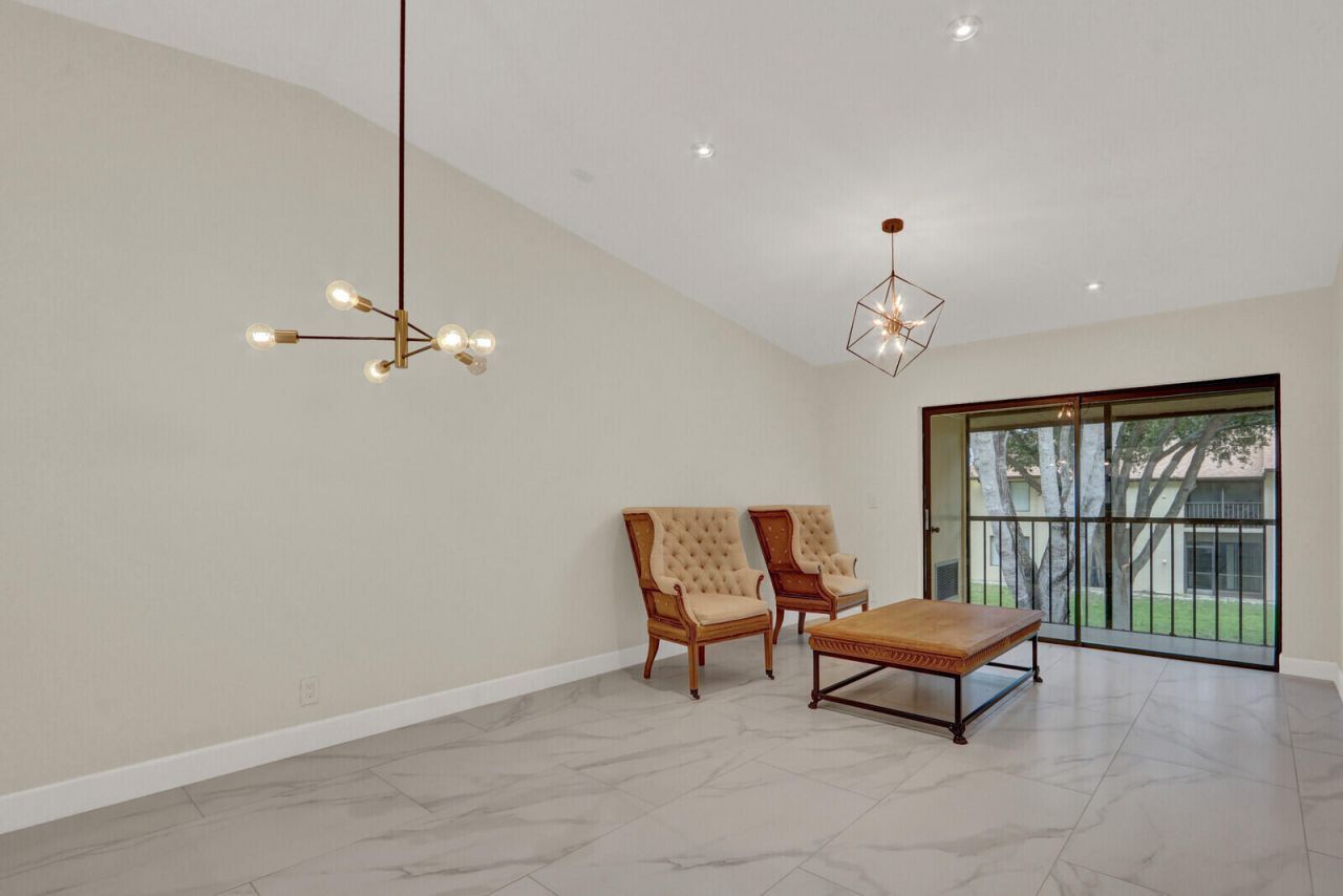 21938 Remsen Terrace, Unit 203, Boca Raton, FL 33433 Photo