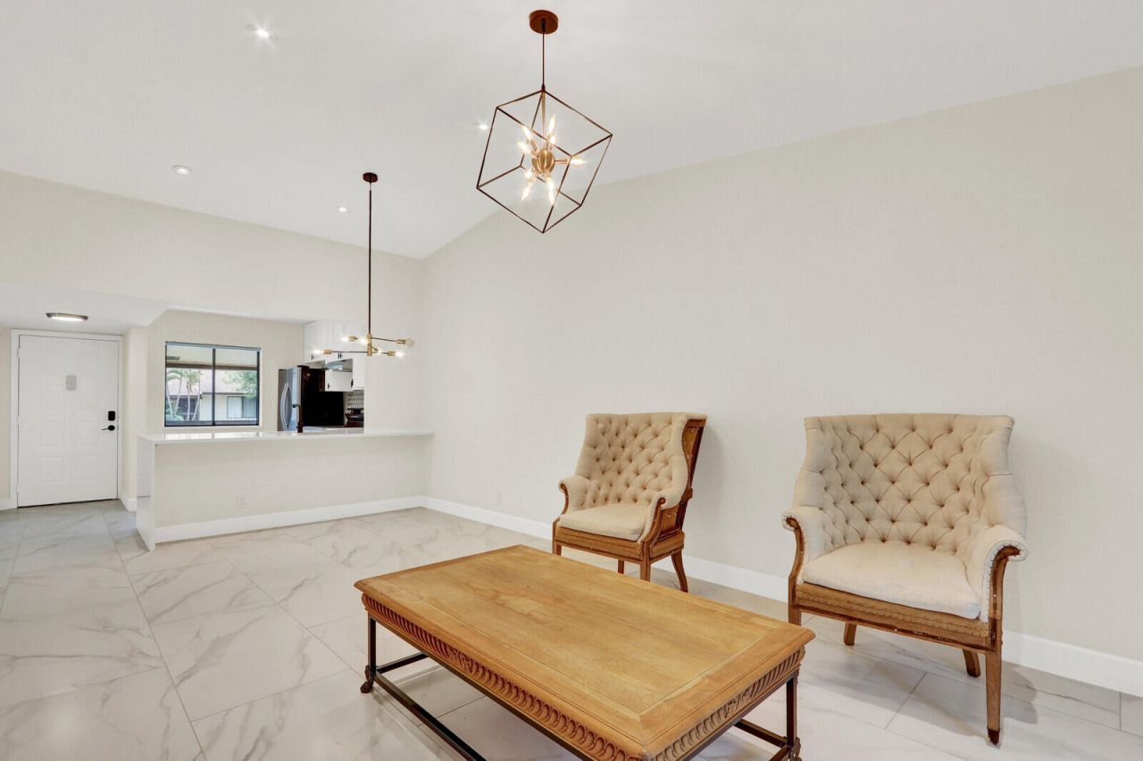 21938 Remsen Terrace, Unit 203, Boca Raton, FL 33433 Photo