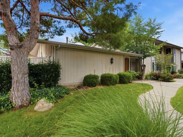 4857 S 1690 E, Holladay, UT 84117