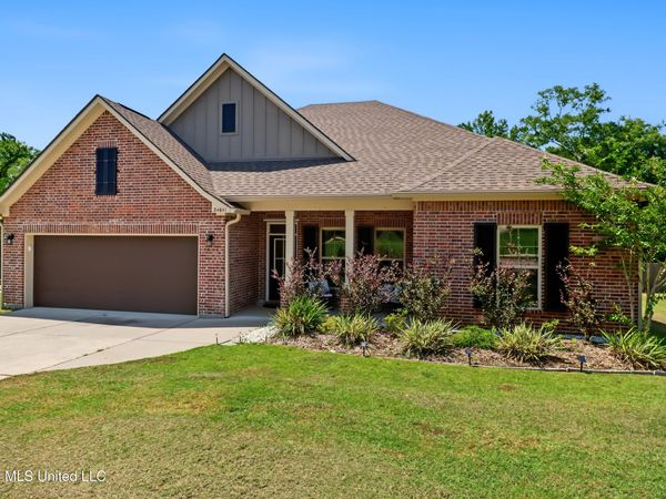 24641 Knollwood Drive, Pass Christian, MS 39571