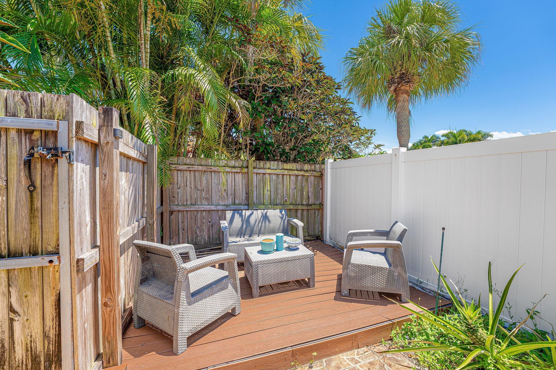 7627 Sierra Drive W, Boca Raton, FL 33433 Photo