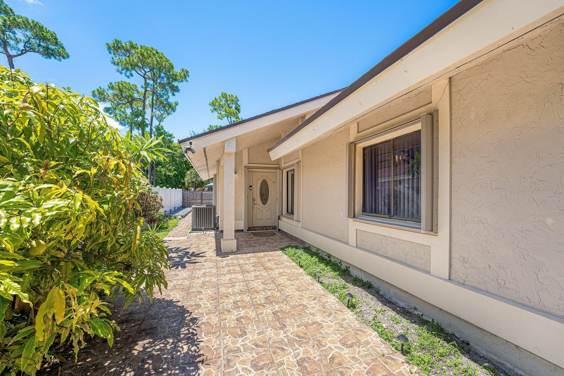 7627 Sierra Drive W, Boca Raton, FL 33433 Photo