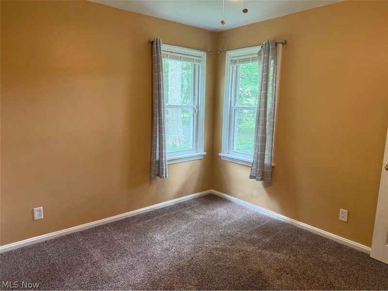 441 Douglas Boulevard, Richmond Heights, OH 44143 Photo 13