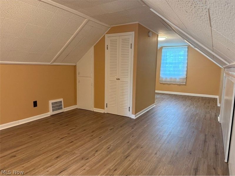 441 Douglas Boulevard, Richmond Heights, OH 44143 Photo 16