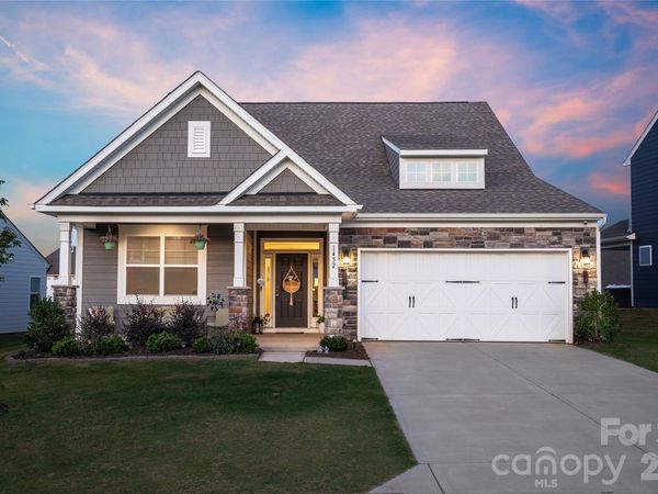 1452 Ardmore Drive, Sherrills Ford, NC 28673