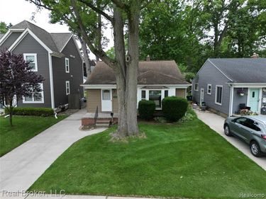 1919 Fern Street, Royal Oak, MI 48073
