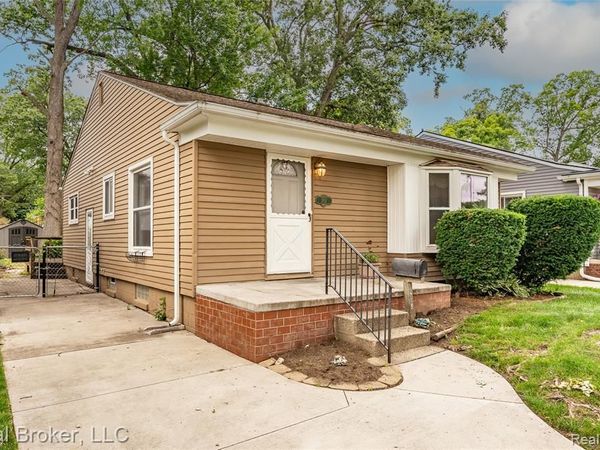 1919 Fern Street, Royal Oak, MI 48073