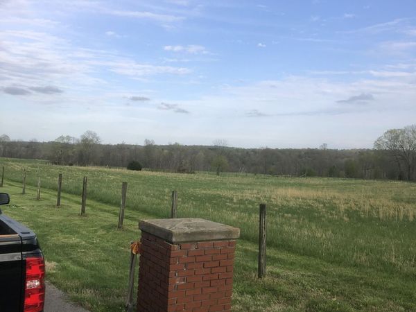 5651 Highway 48 , Cunningham, TN 37052
