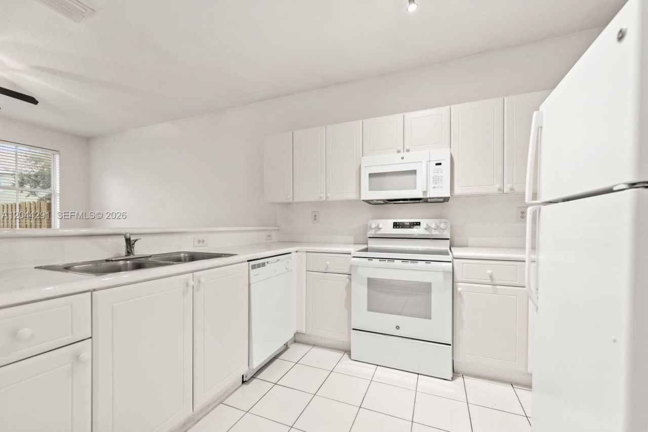 1466 SE 26th Ave, Homestead, FL 33035 Photo