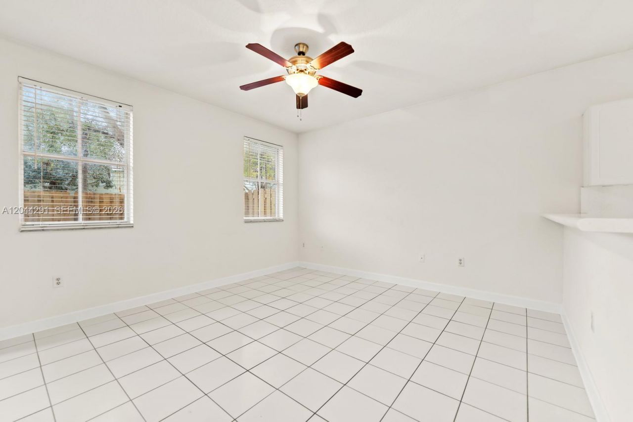 1466 SE 26th Ave, Homestead, FL 33035 Photo