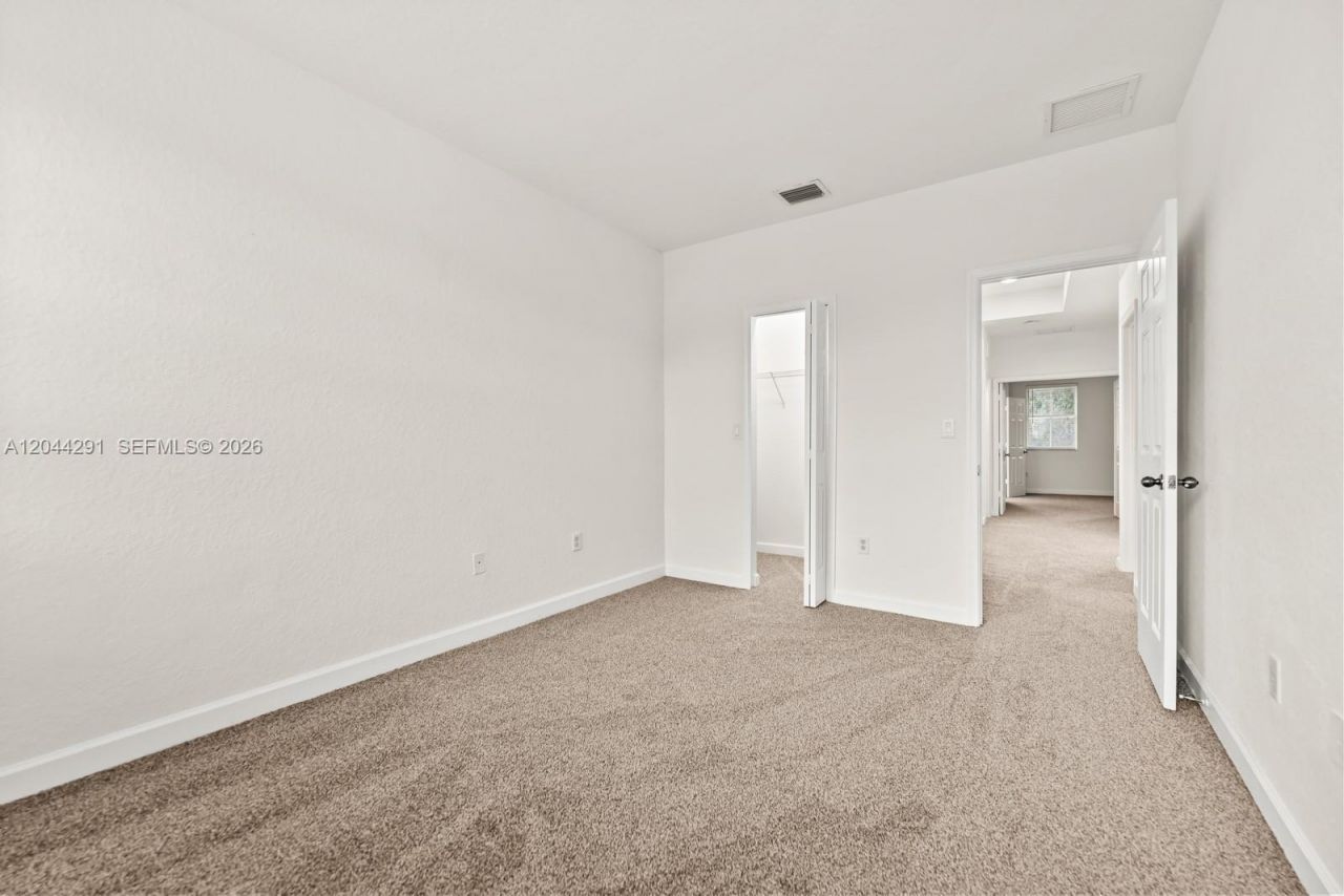 1466 SE 26th Ave, Homestead, FL 33035 Photo