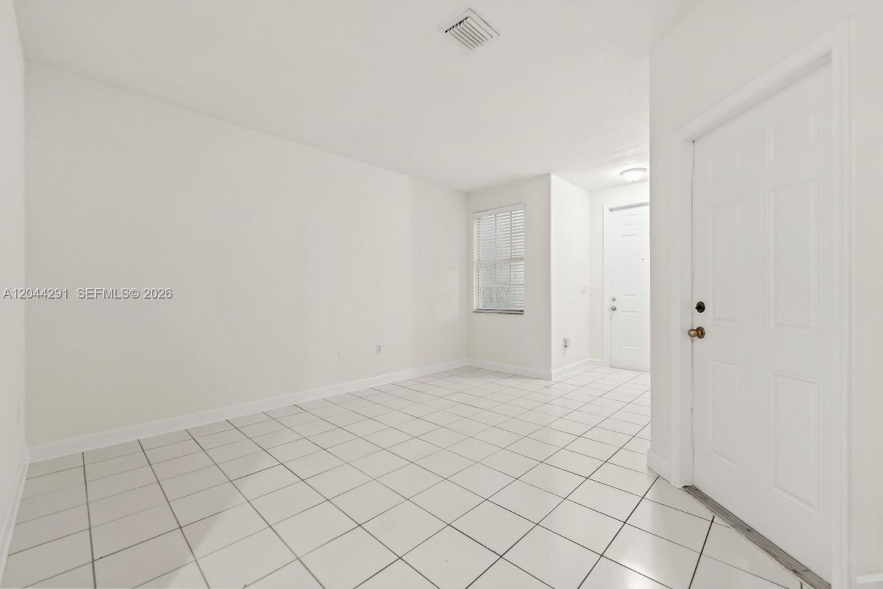 1466 SE 26th Ave, Homestead, FL 33035 Photo