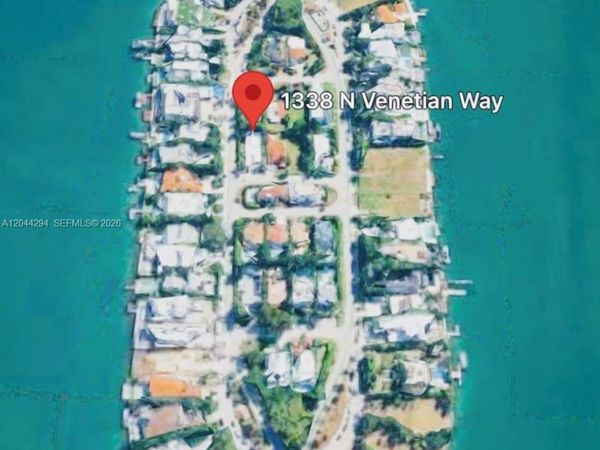 1338 N Venetian Way , Miami, FL 33139