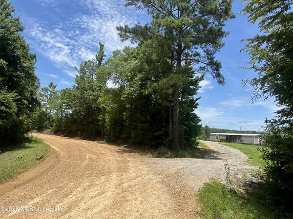 3390 Attala Road 3027 , Kosciusko, MS 39090