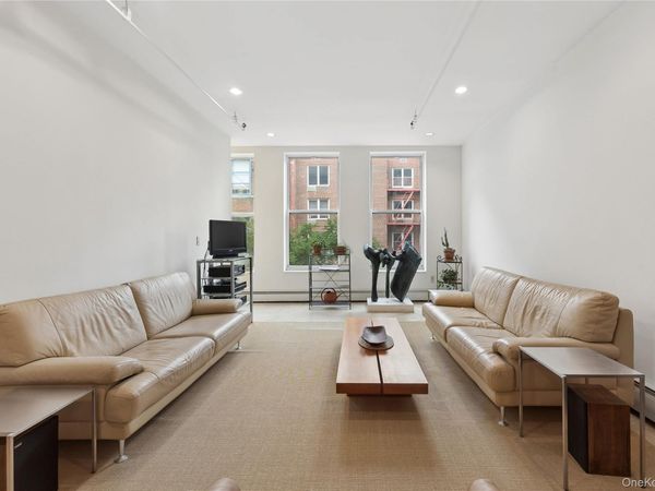 30 W 13th Street, Unit 4A, New York (Manhattan), NY 10011