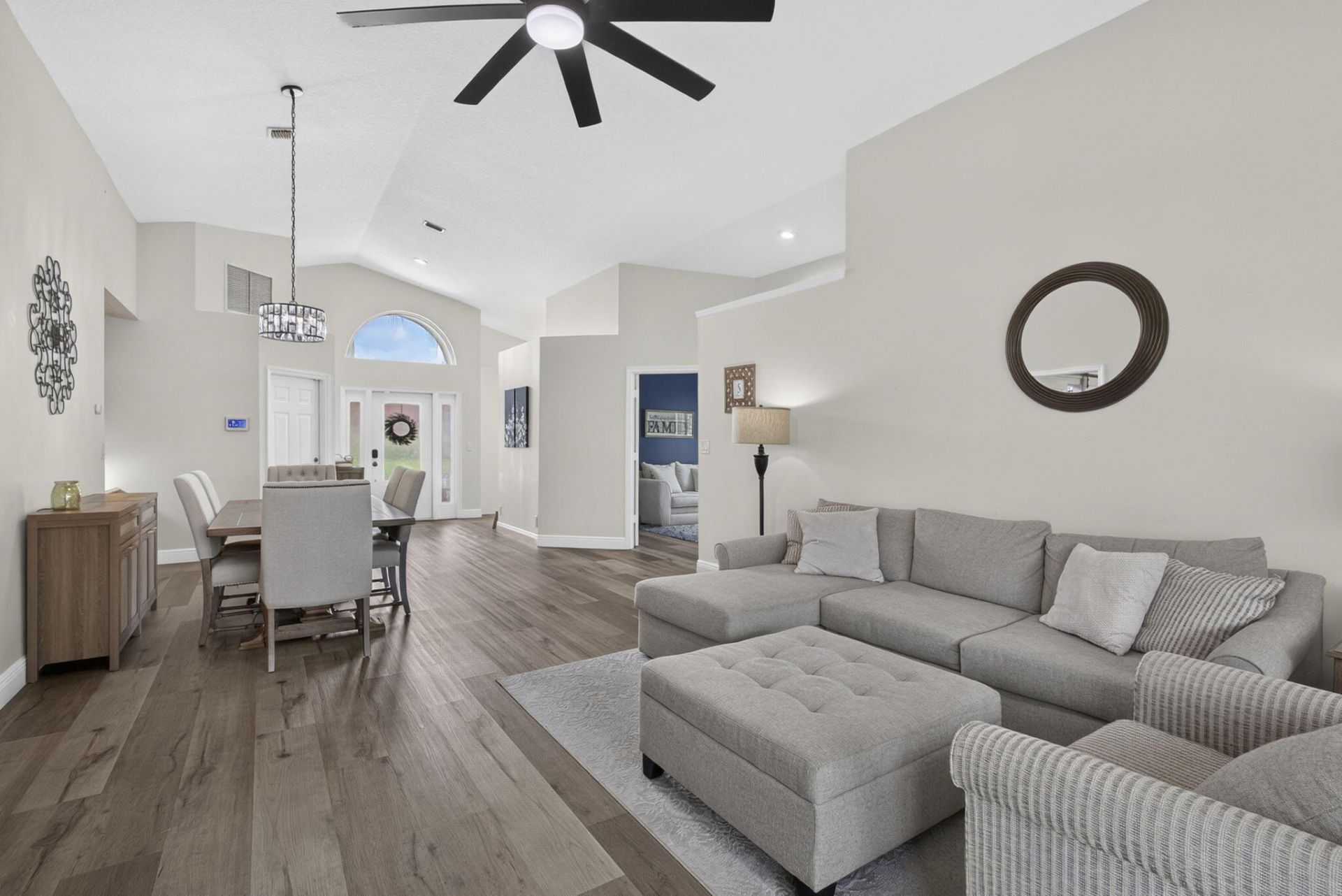 120 Saratoga Boulevard E, Royal Palm Beach, FL 33411 Photo