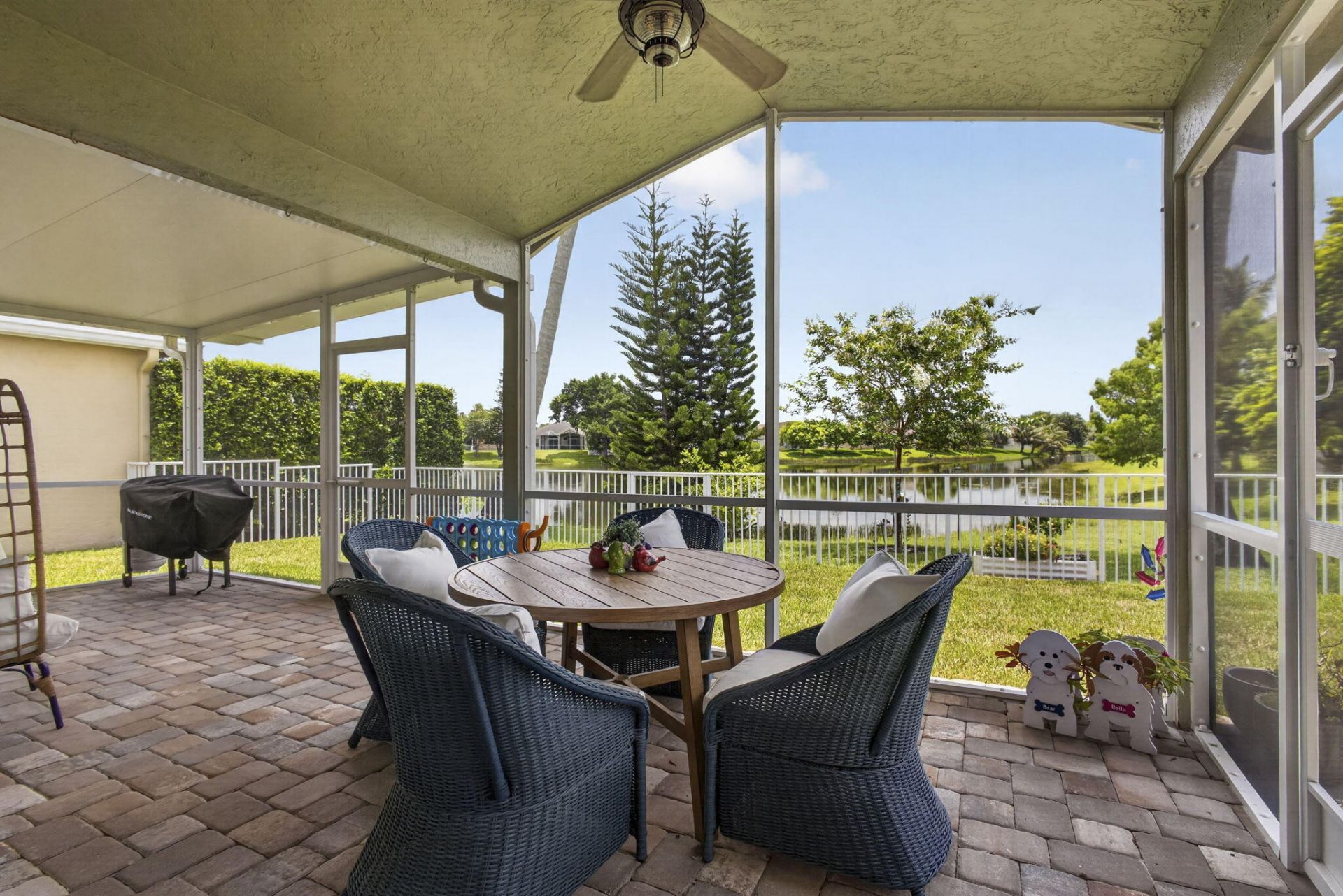 120 Saratoga Boulevard E, Royal Palm Beach, FL 33411 Photo