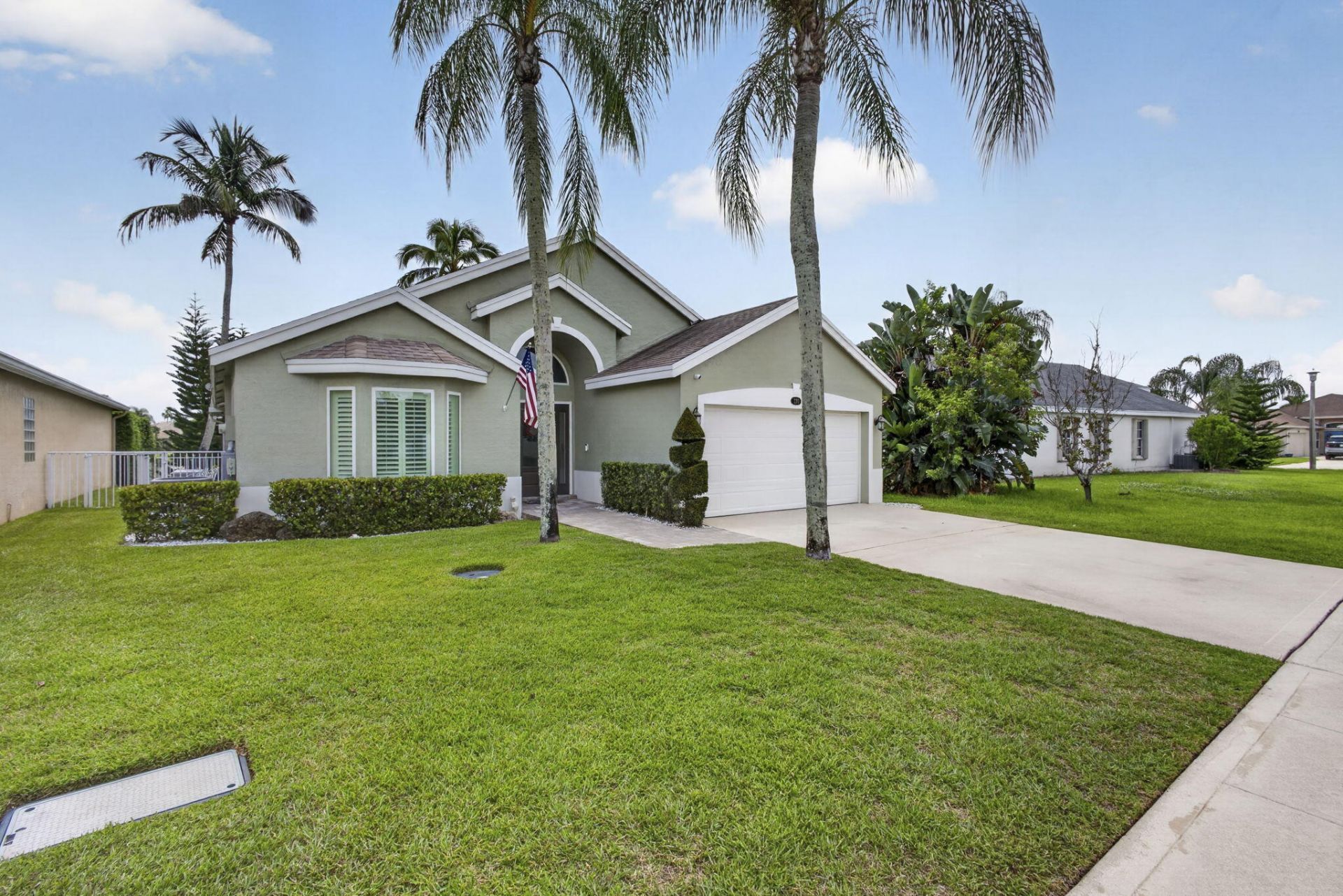 120 Saratoga Boulevard E, Royal Palm Beach, FL 33411 Photo