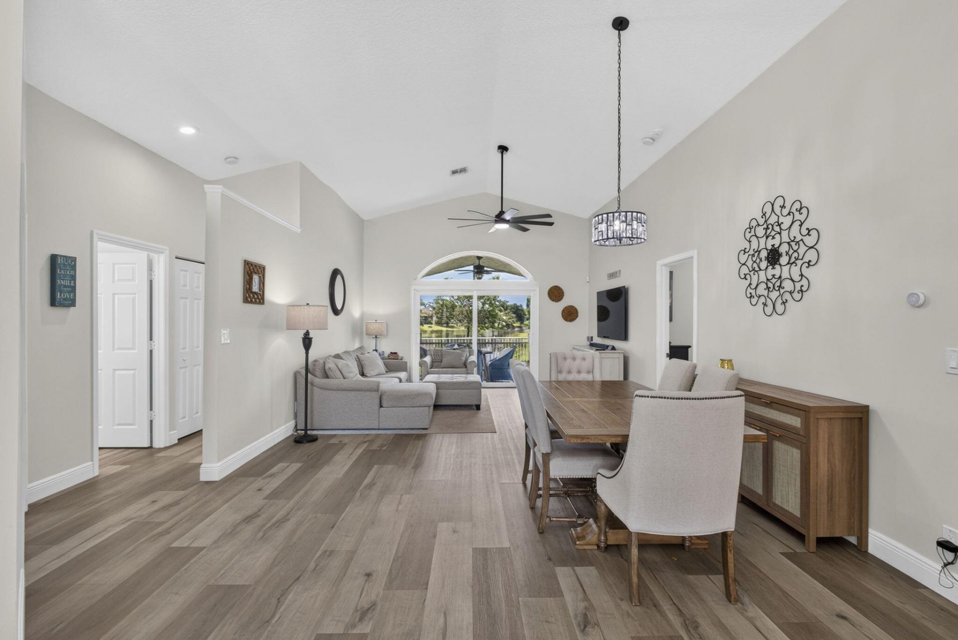 120 Saratoga Boulevard E, Royal Palm Beach, FL 33411 Photo