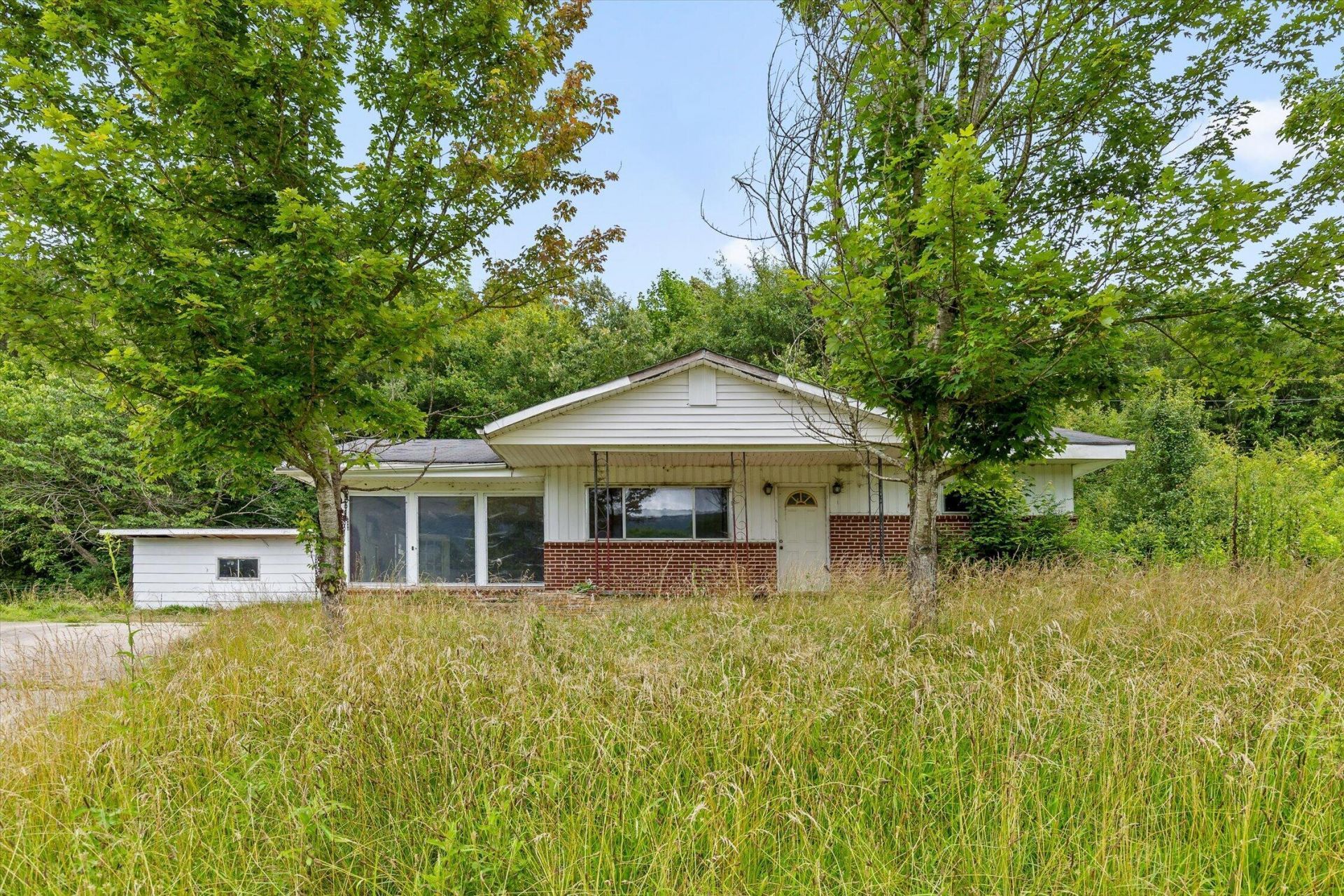 145 Pecan Street, Whitwell, TN 37397 Main Photo