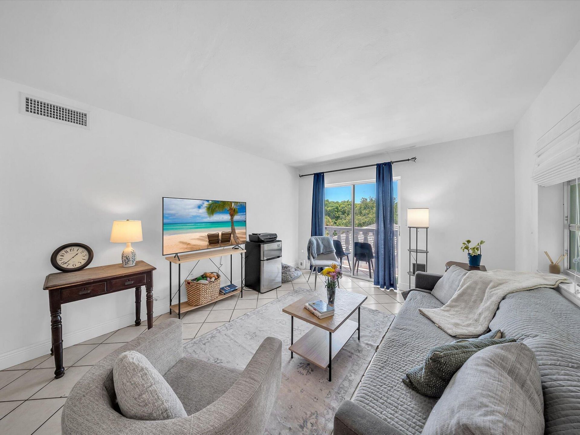 1150 Madruga Avenue, Unit C302, Miami, FL 33146 Photo