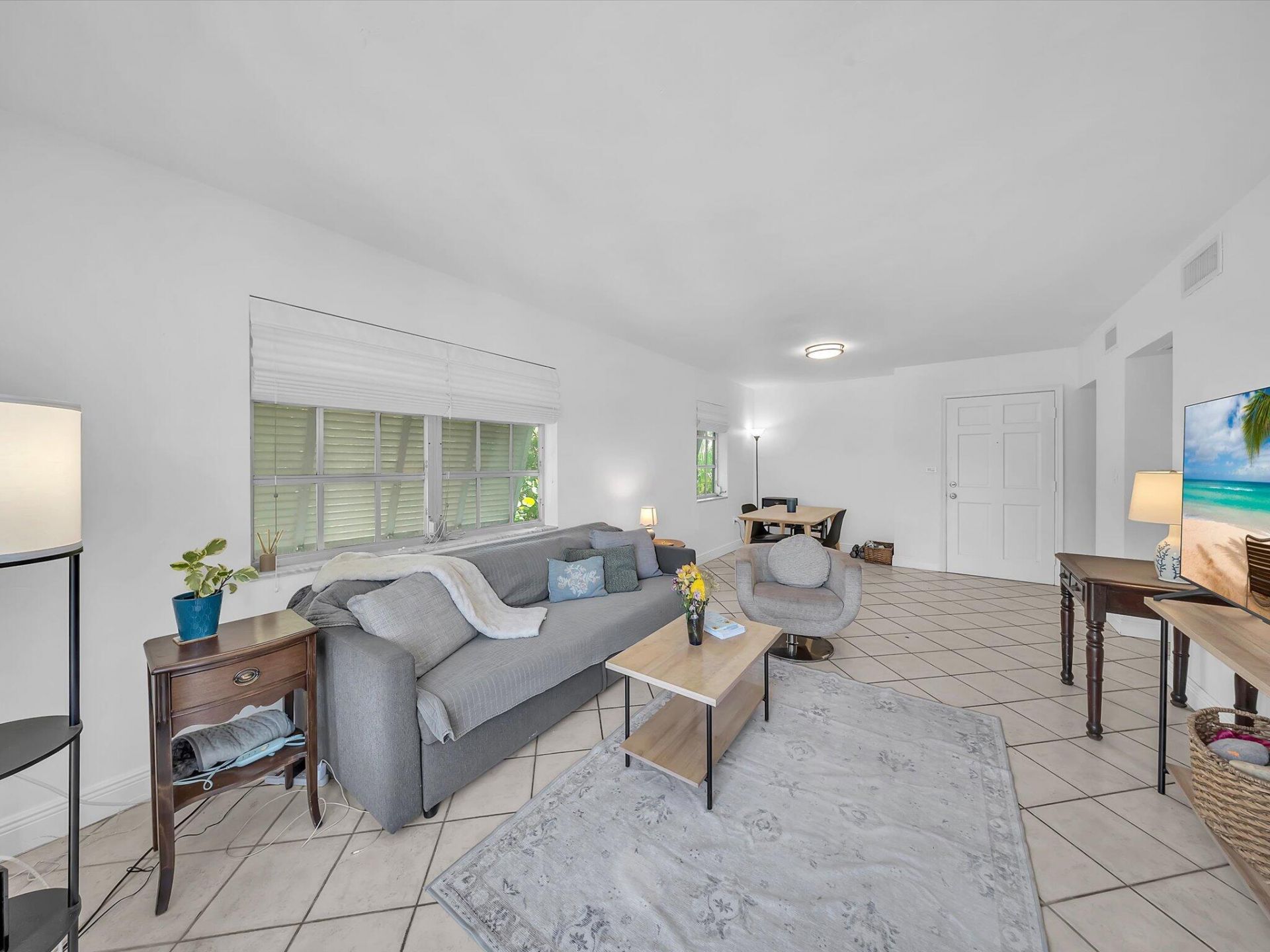 1150 Madruga Avenue, Unit C302, Miami, FL 33146 Photo