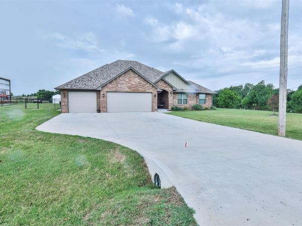 2103 E Sooner Road, Tuttle, OK 73089