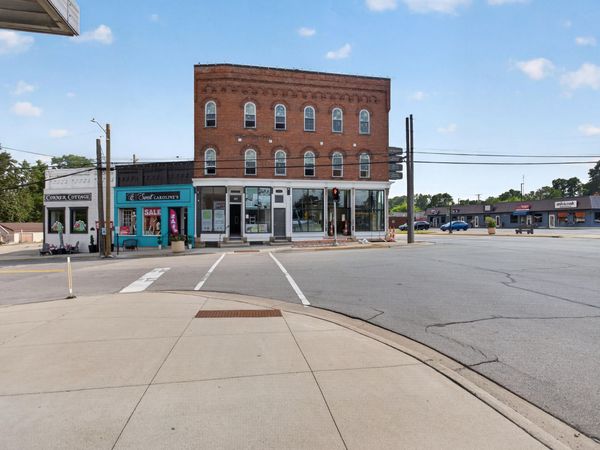 101 Monroe Street, Unit 5, Brooklyn, MI 49230