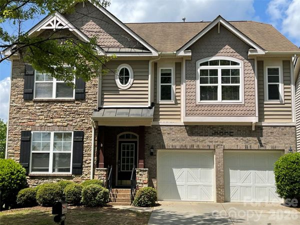8124 Lynwood Square , Waxhaw, NC 28173