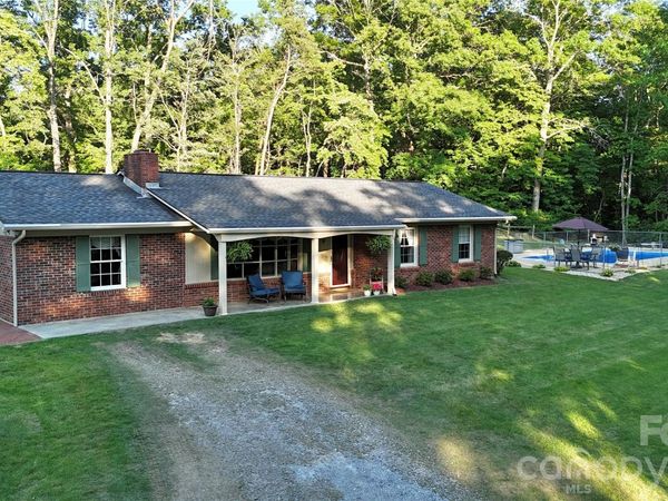 552 Coxes Creek Church Road , Marion, NC 28752
