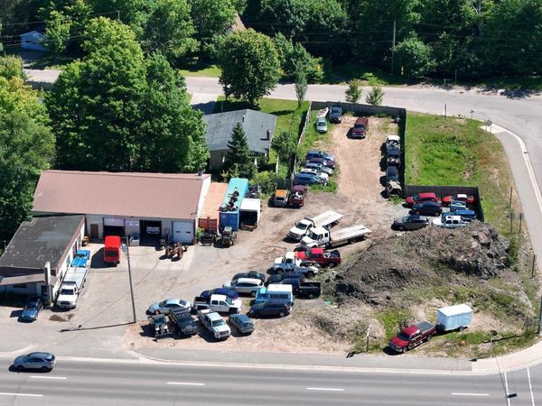 2743 US 41 W Highway, Marquette Twp, MI 49855