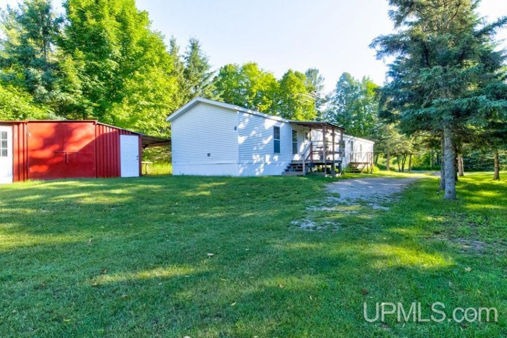 W5189 County Road 366, Nadeau Twp, MI 49821 Main Photo