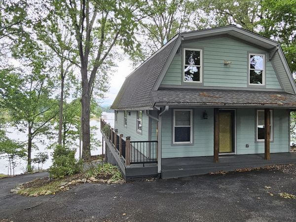 67 Overlook RD, Hardy, VA 24101