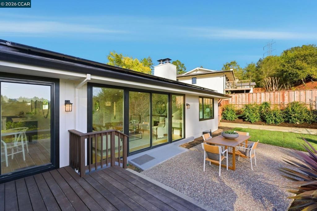 89 Greenfield Dr, Moraga, CA 94556 Main Photo