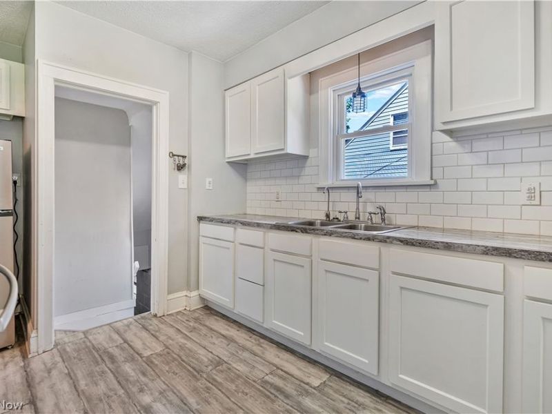 931 Dan Street , Akron, OH 44310 Photo 12