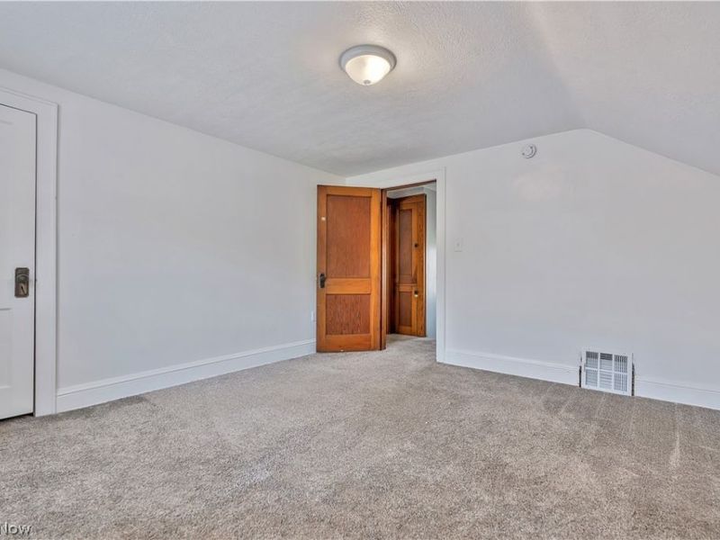 931 Dan Street , Akron, OH 44310 Photo 18