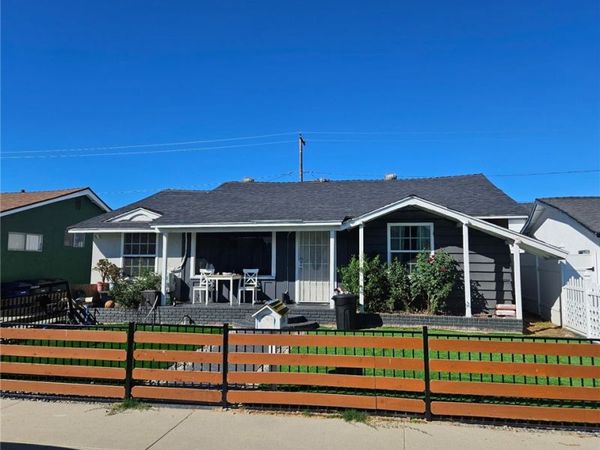 21433 Wardham, Lakewood, CA 90715