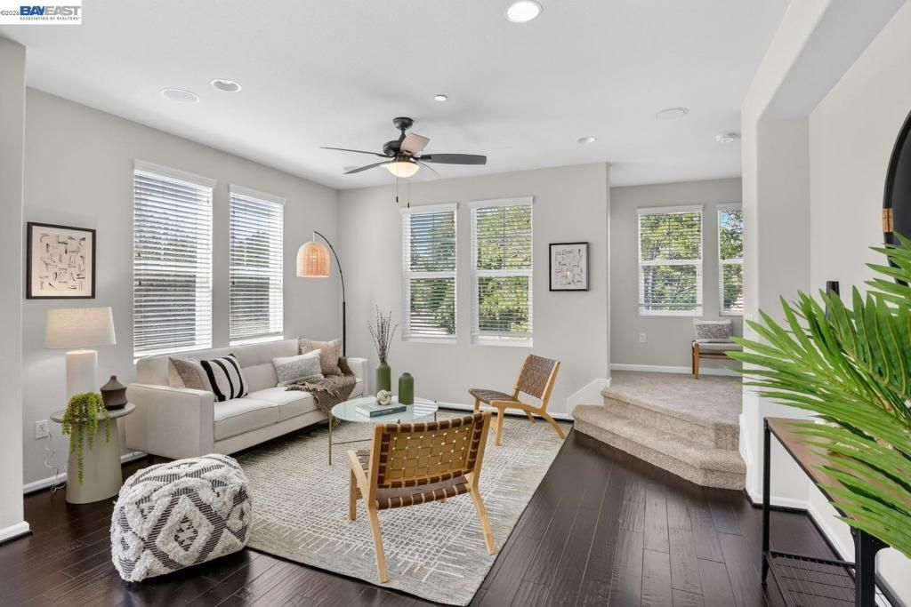 140 Selby Ln, Unit 8, Livermore, CA 94551 Main Photo