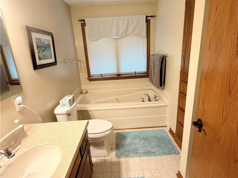 371 Bryan Circle NE, New Philadelphia, OH 44663 Photo 27