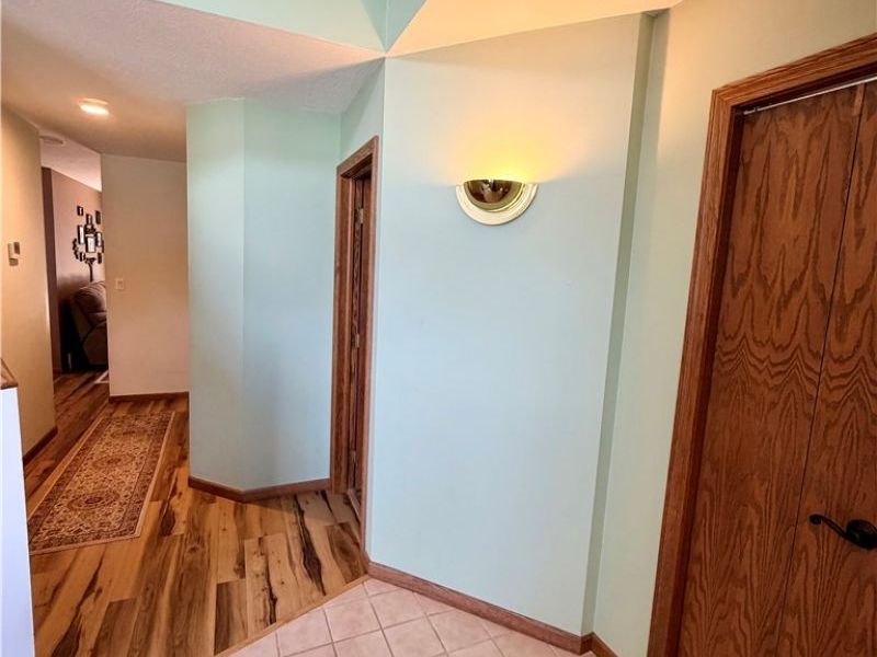 371 Bryan Circle NE, New Philadelphia, OH 44663 Photo 4